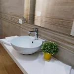 Correttori House فندق مبيت وإفطار 3*