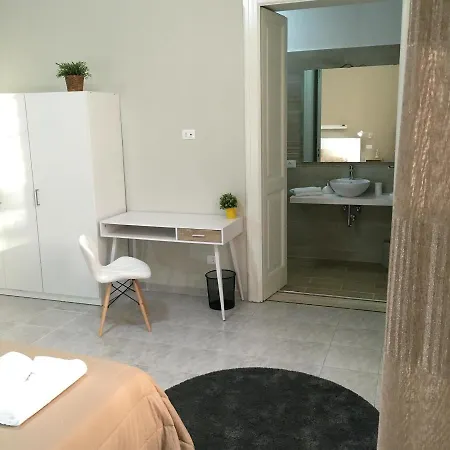 Correttori House 4* 레조디칼라브리아