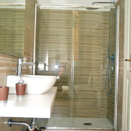 B&B Correttori House