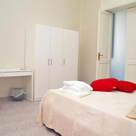 Correttori House فندق مبيت وإفطار 3*